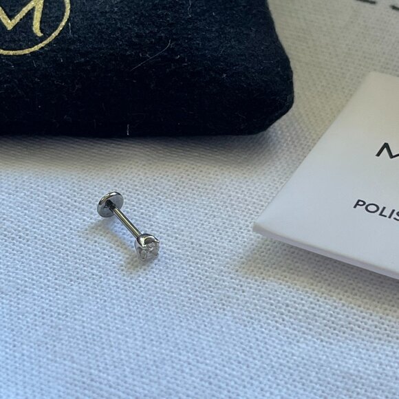 Mejuri - Diamond Mini Flat Back Stud 14K White Gold Natural Diamond - Picture 4 of 5